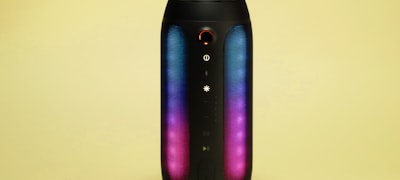 专家头像与专栏文章展示大神分析内容